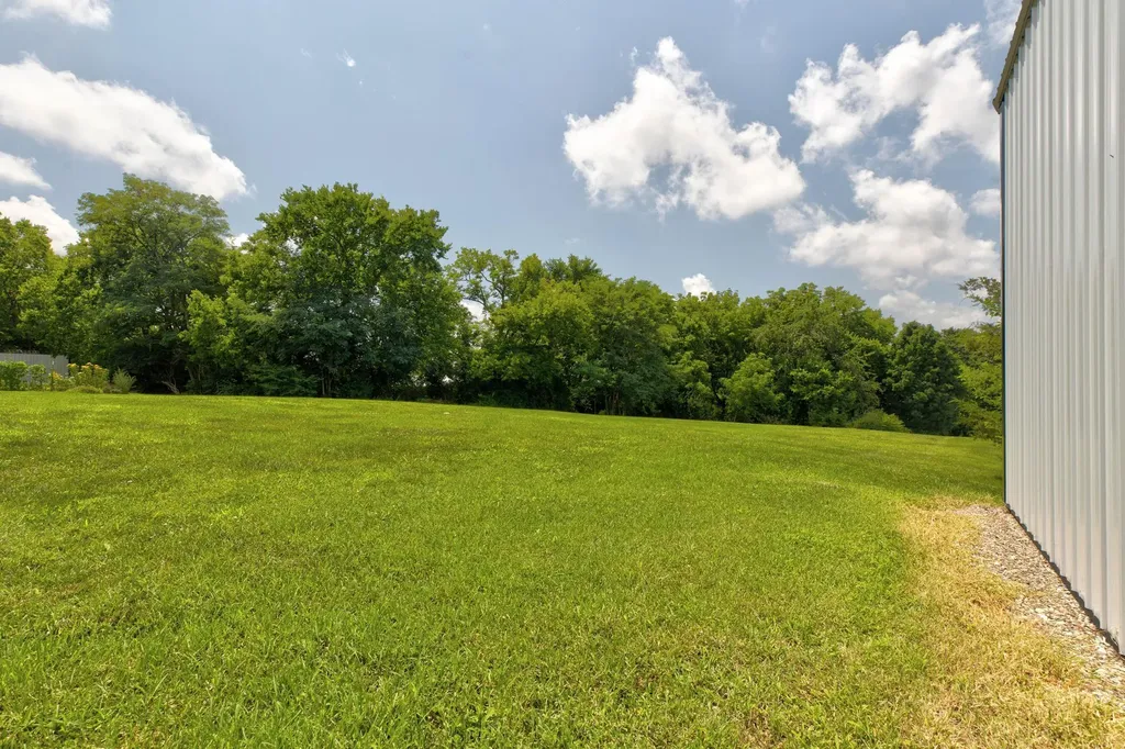 422 S Queen Street Mt Sterling KY 40353