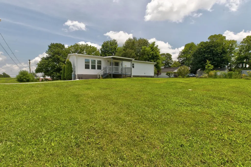 422 S Queen Street Mt Sterling KY 40353