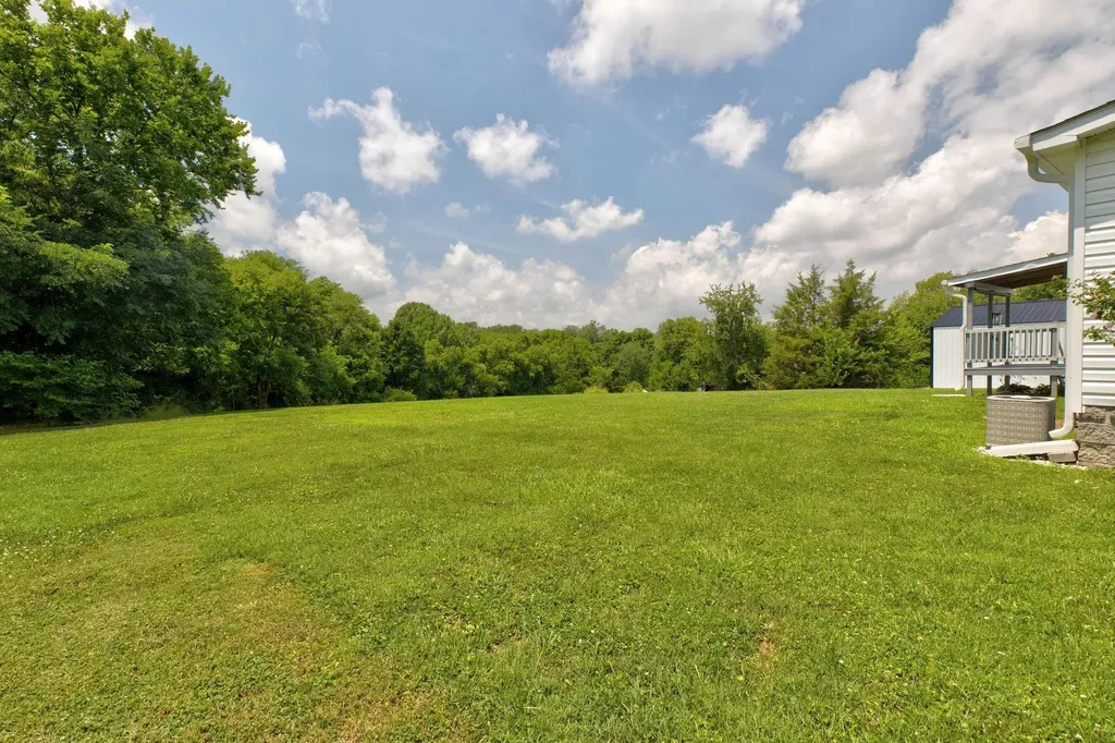 422 S Queen Street Mt Sterling KY 40353