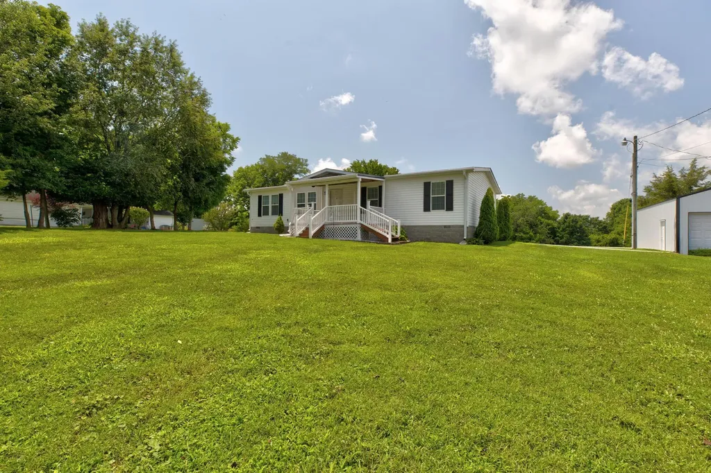 422 S Queen Street Mt Sterling KY 40353