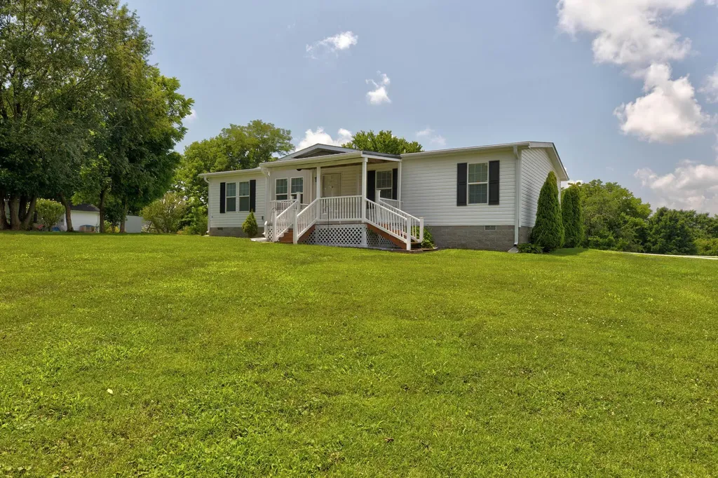 422 S Queen Street Mt Sterling KY 40353
