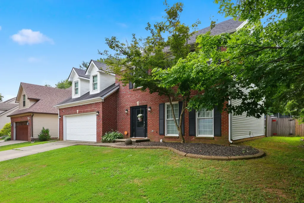 805 Willow Oak Circle Lexington KY 40514