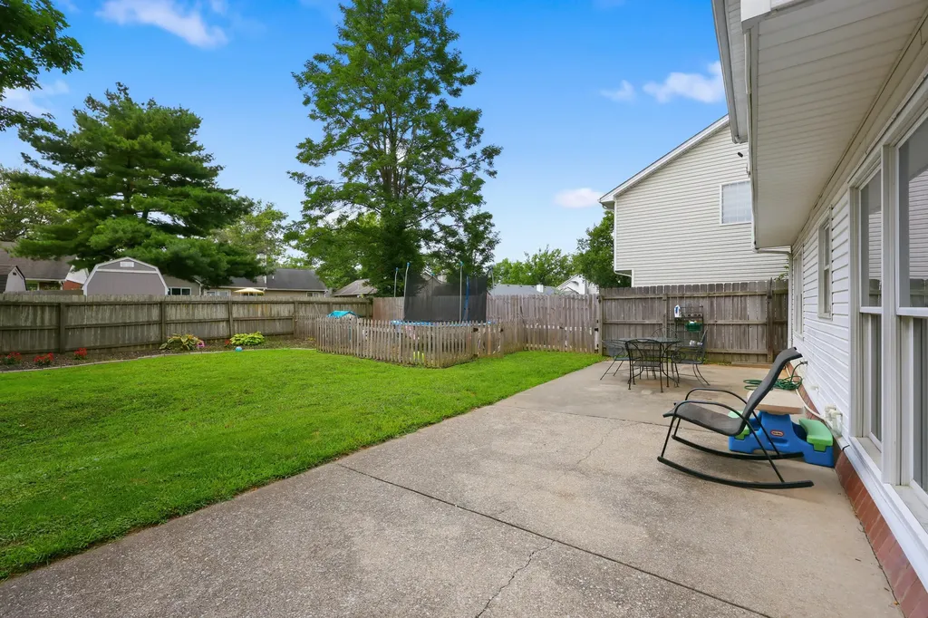 805 Willow Oak Circle Lexington KY 40514