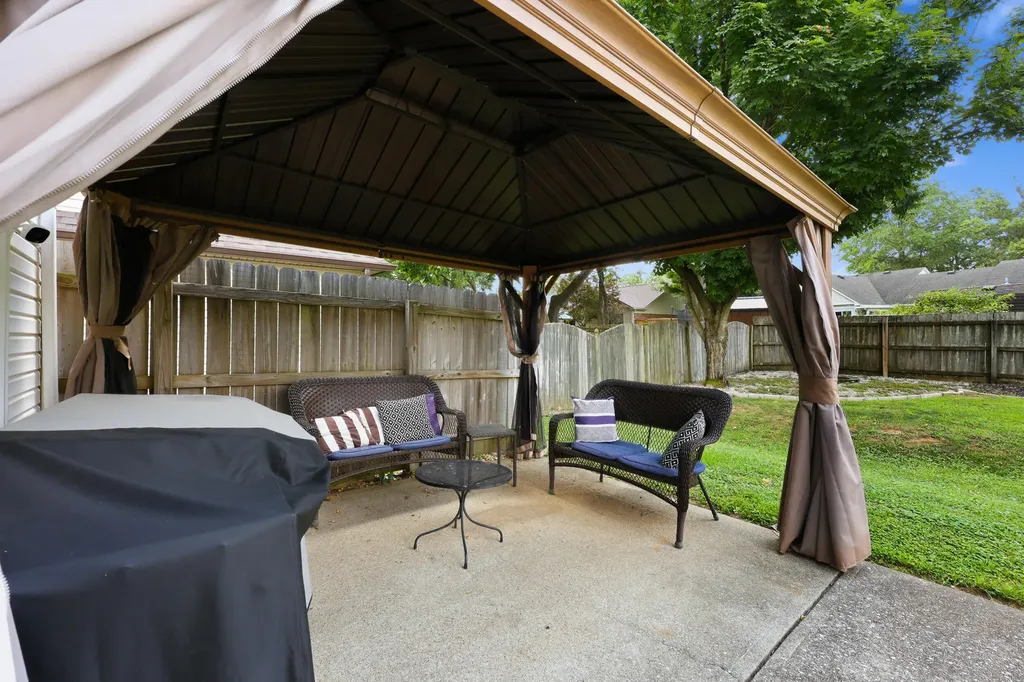 805 Willow Oak Circle Lexington KY 40514