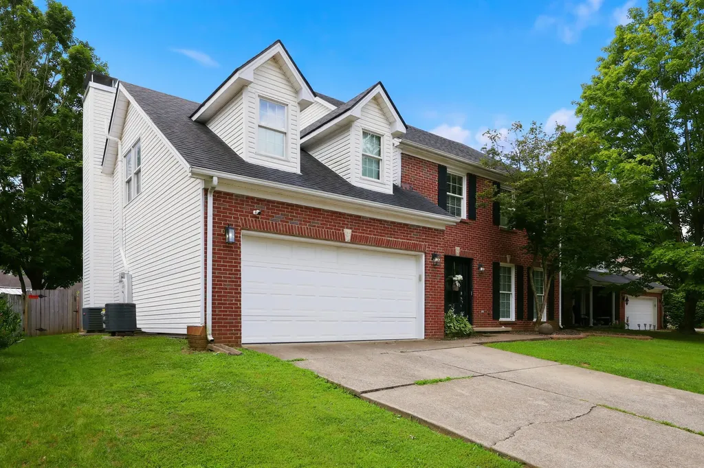 805 Willow Oak Circle Lexington KY 40514