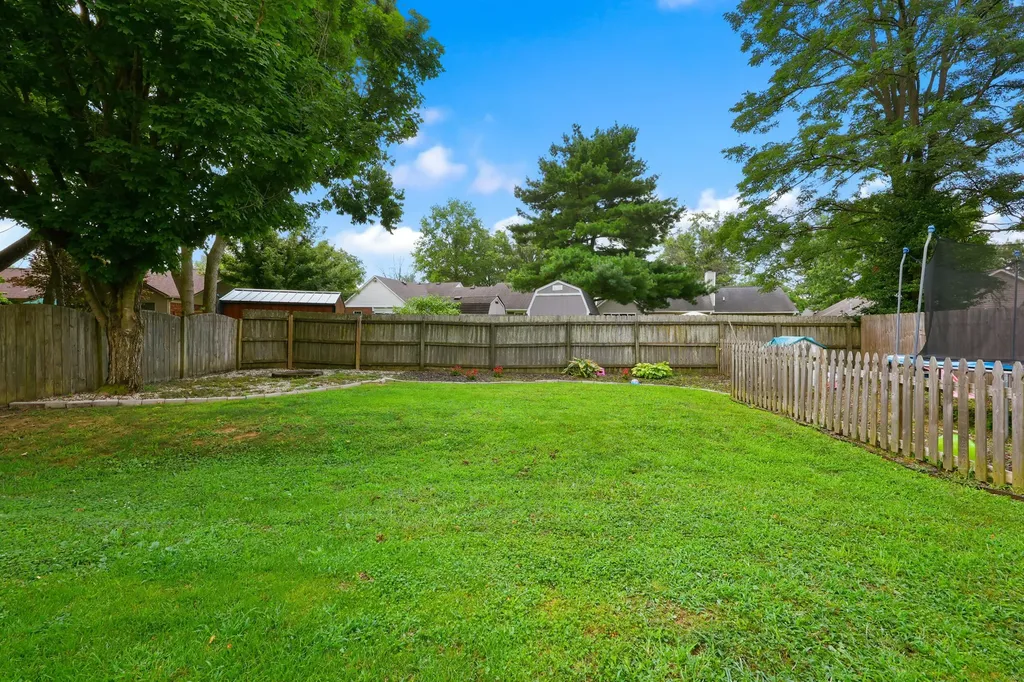 805 Willow Oak Circle Lexington KY 40514