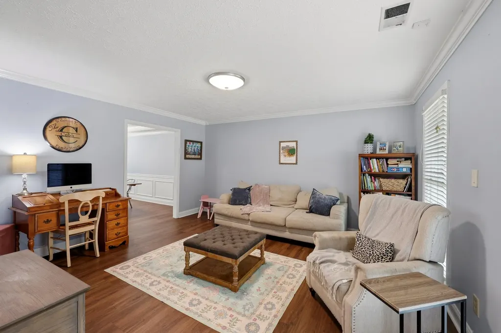 805 Willow Oak Circle Lexington KY 40514