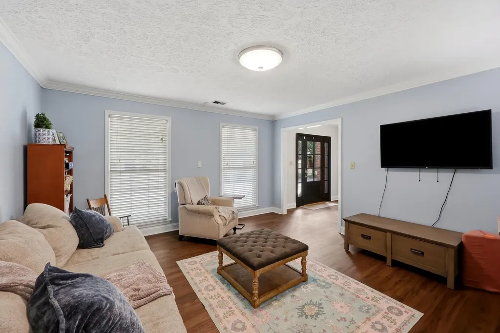 805 Willow Oak Circle Lexington KY 40514