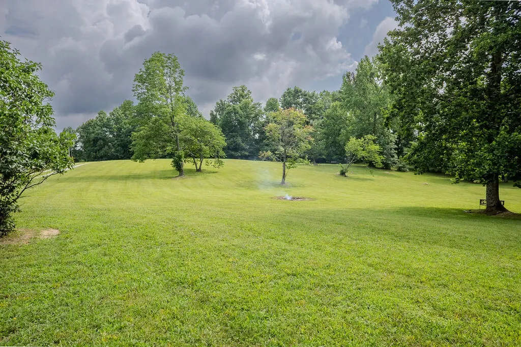 3152 Tipton Road Ravenna KY 40472