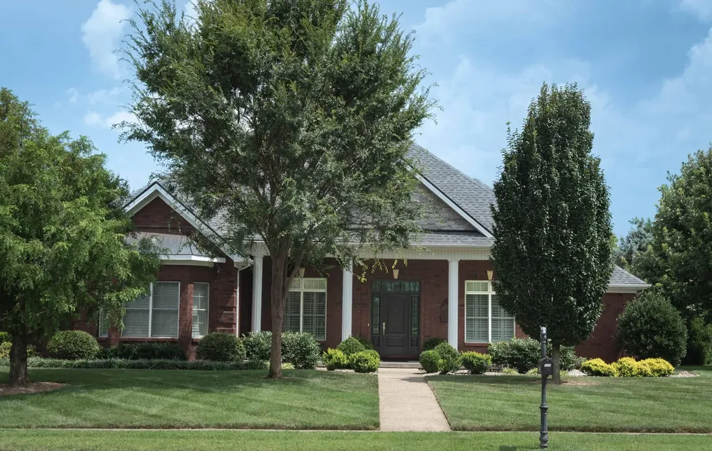 333 Foxtail Road Versailles KY 40383
