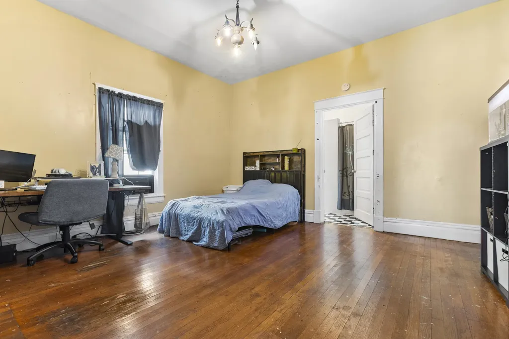 1546 Cypress Street Paris KY 40361