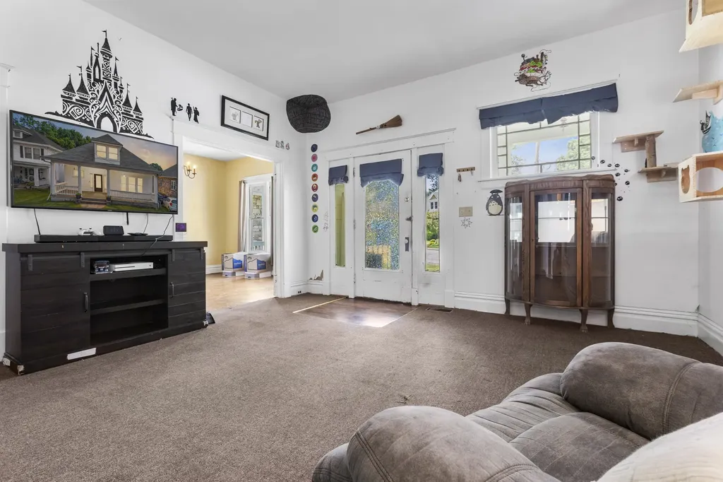 1546 Cypress Street Paris KY 40361