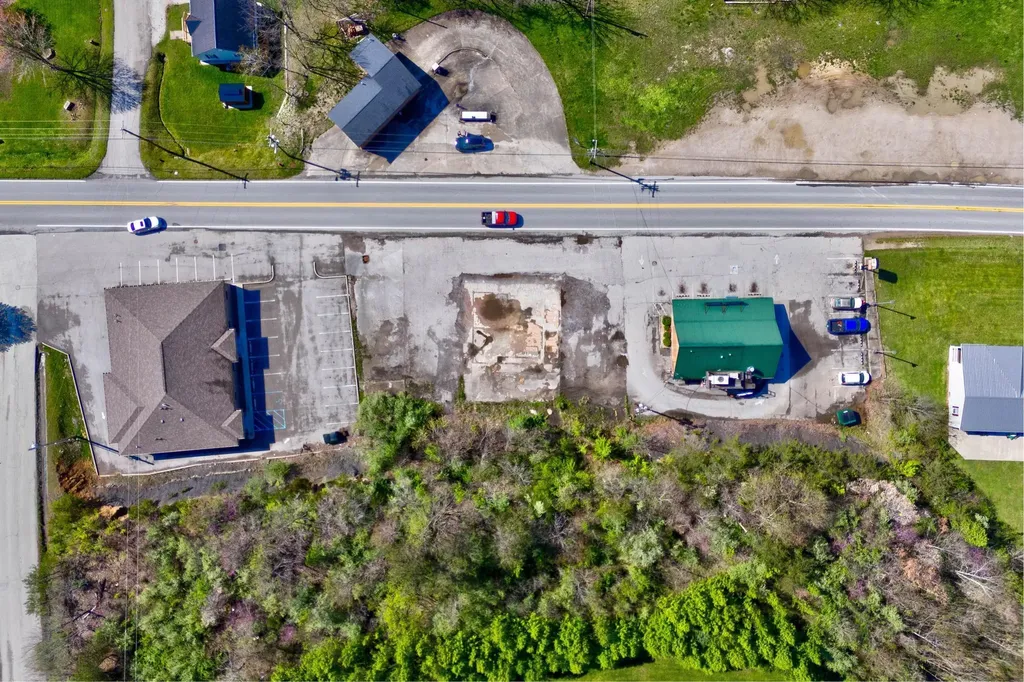 629 Prestonsburg Street West Liberty KY 41472