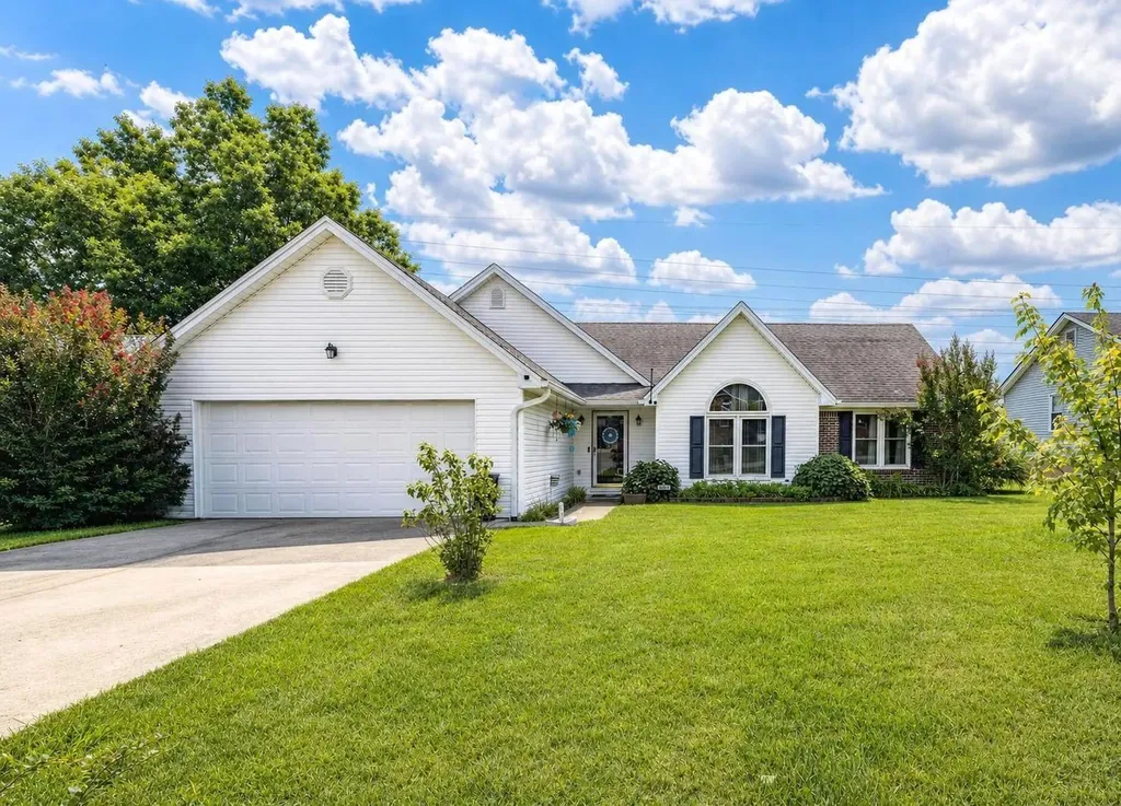 1079 Ashley Way Lawrenceburg KY 40342