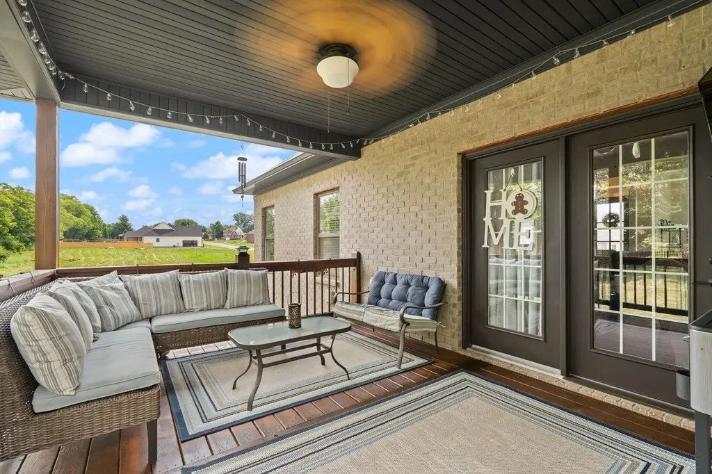 184 Cherokee Drive Shelbyville KY 40065