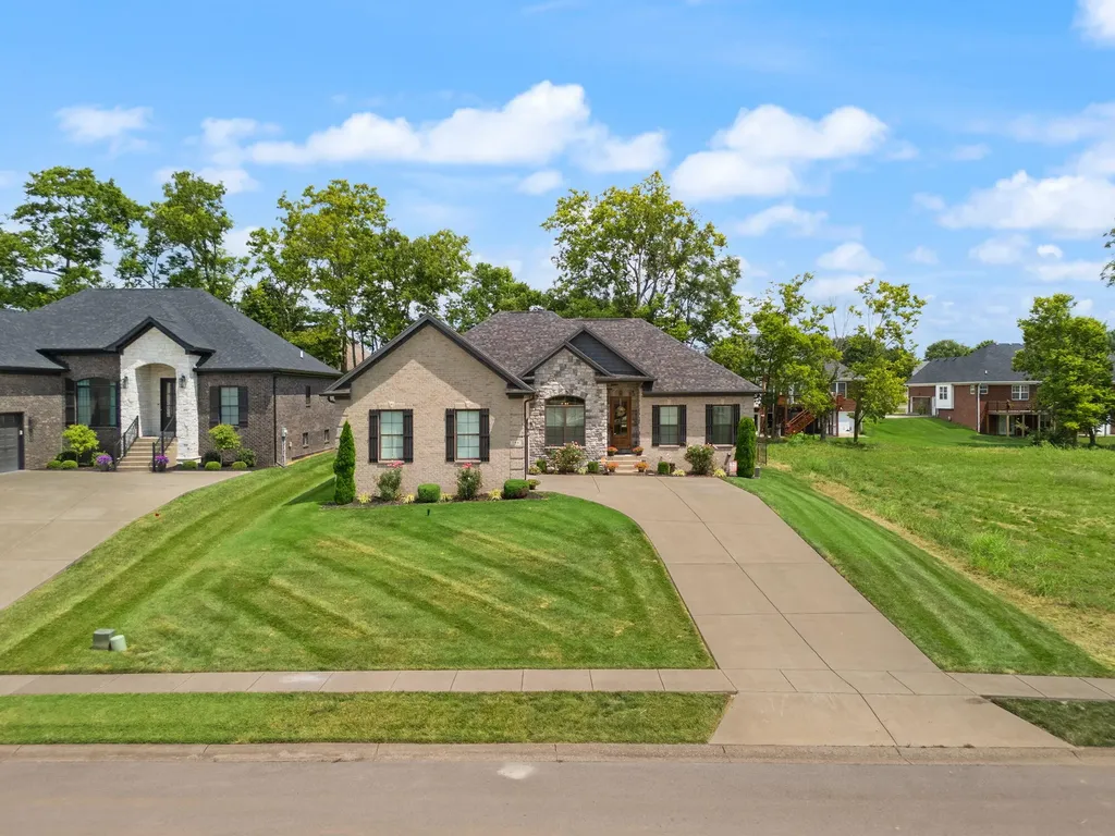 184 Cherokee Drive Shelbyville KY 40065