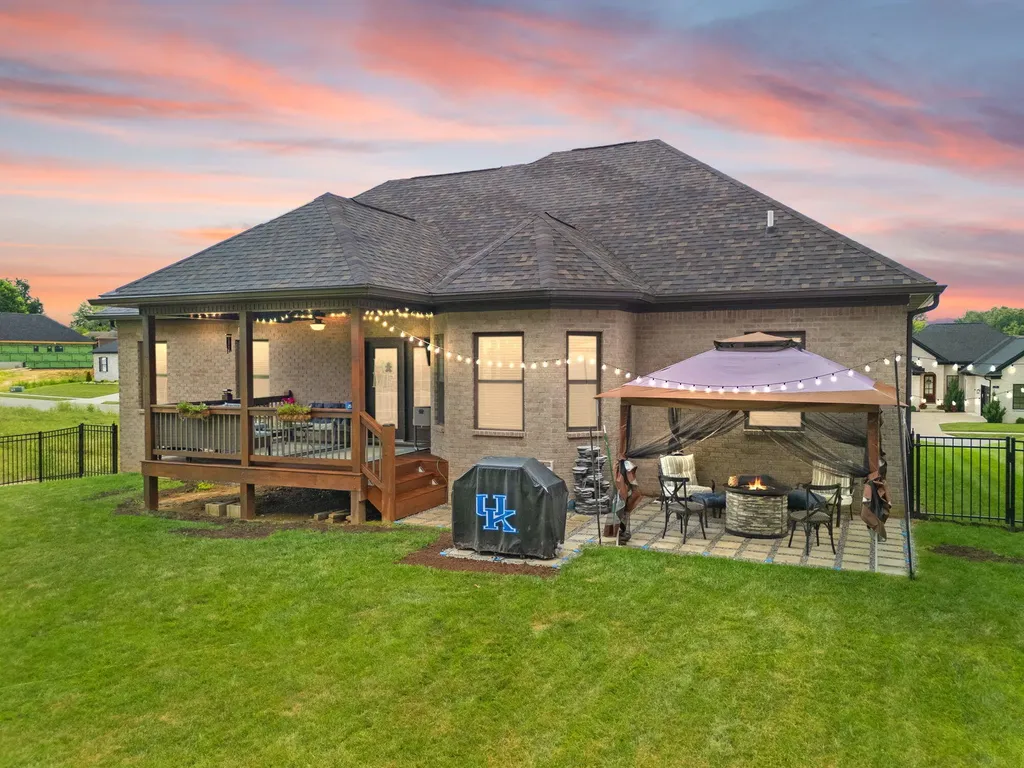 184 Cherokee Drive Shelbyville KY 40065