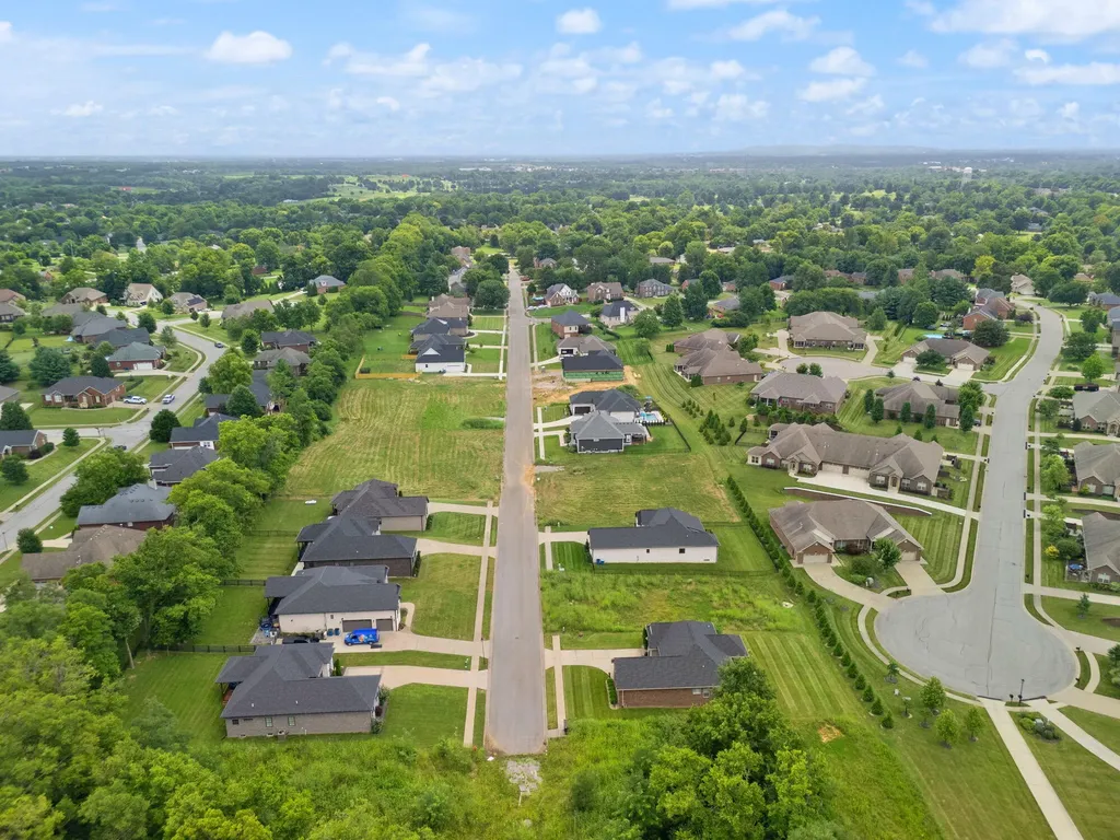 184 Cherokee Drive Shelbyville KY 40065
