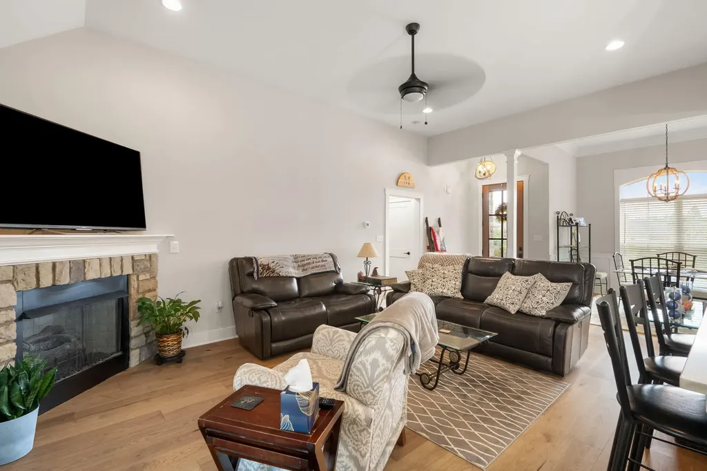 184 Cherokee Drive Shelbyville KY 40065