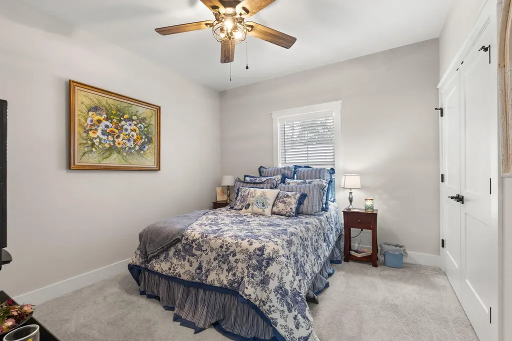 184 Cherokee Drive Shelbyville KY 40065