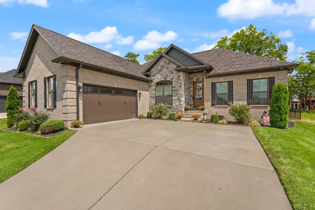 184 Cherokee Drive Shelbyville KY 40065