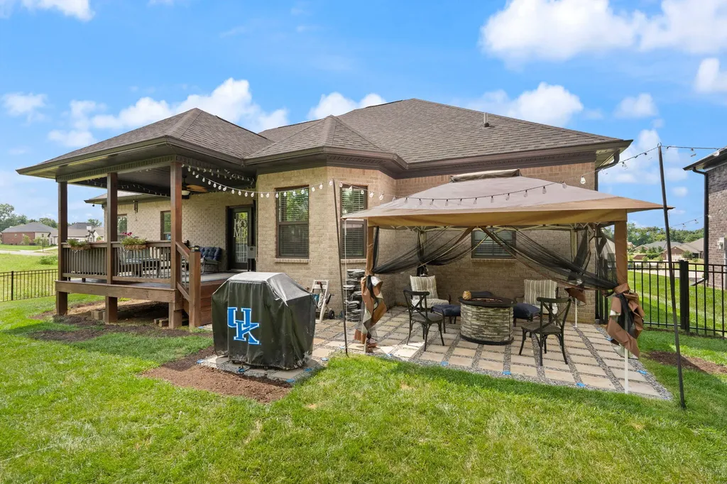 184 Cherokee Drive Shelbyville KY 40065