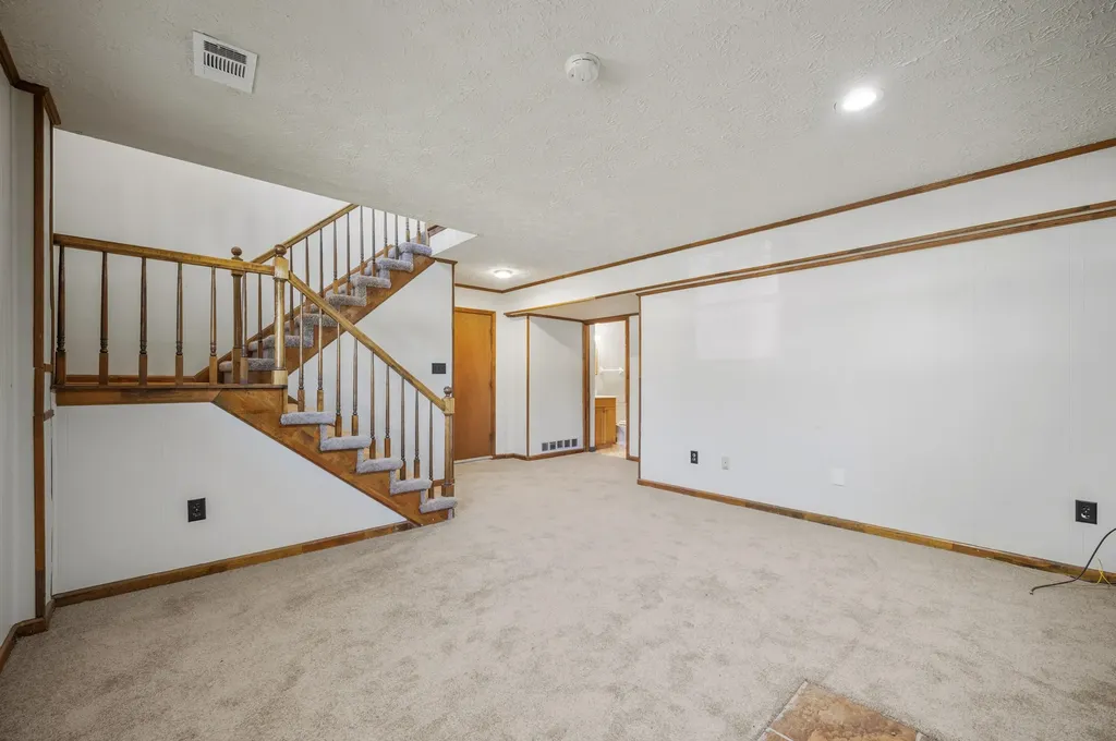 3765 Kittiwake Drive Lexington KY 40517