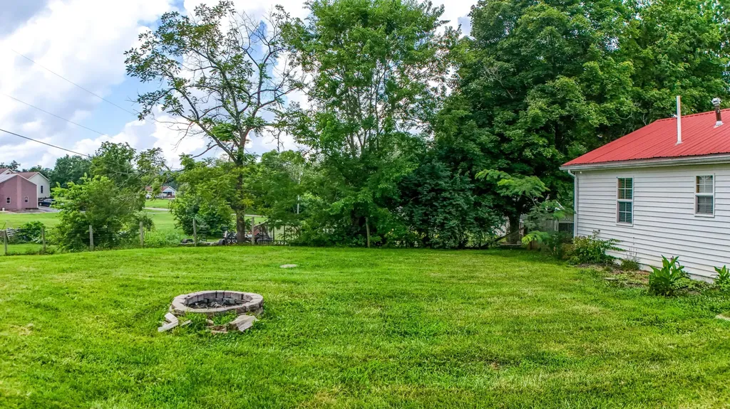 25 Terry Road Stanford KY 40484