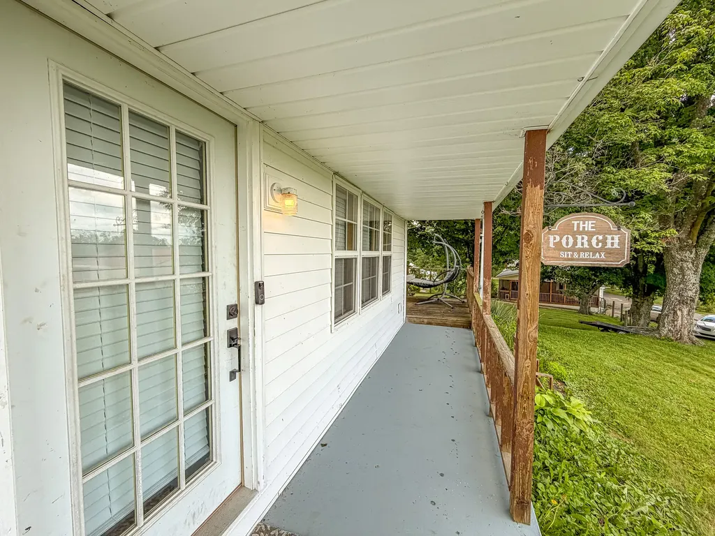 25 Terry Road Stanford KY 40484