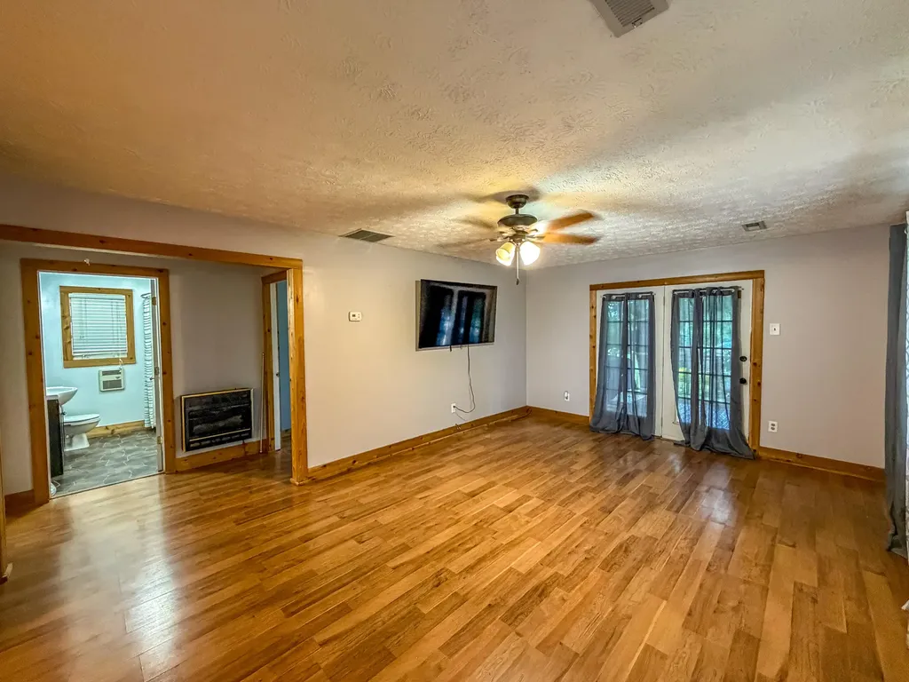 25 Terry Road Stanford KY 40484