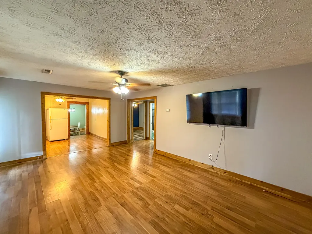 25 Terry Road Stanford KY 40484