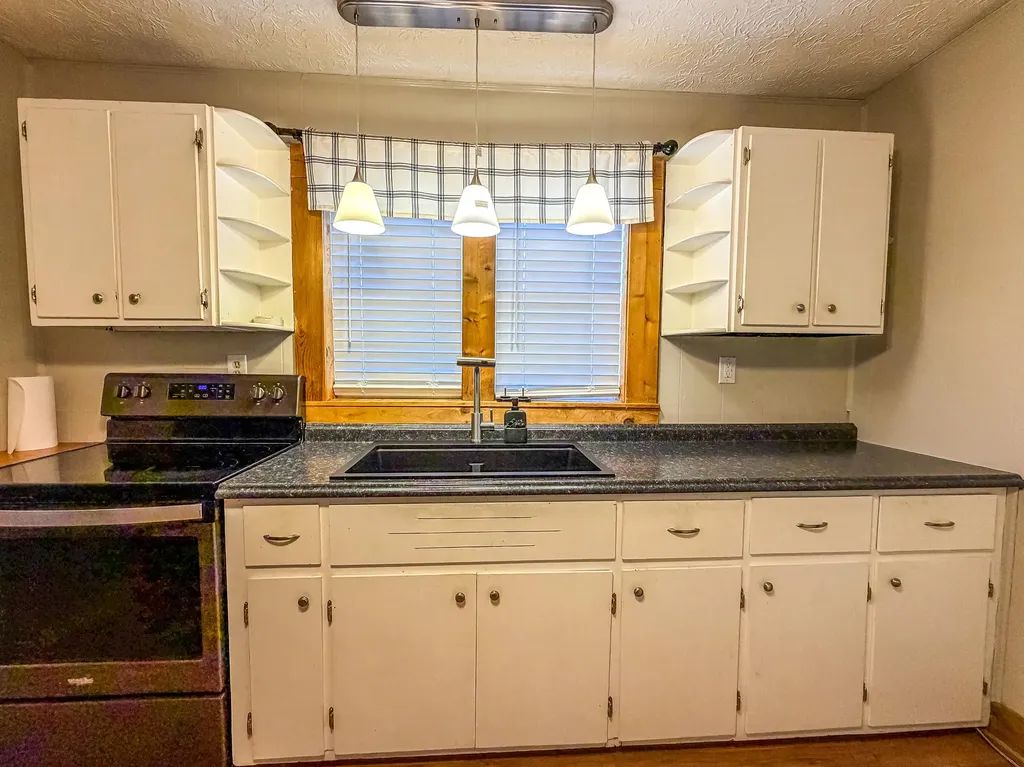 25 Terry Road Stanford KY 40484
