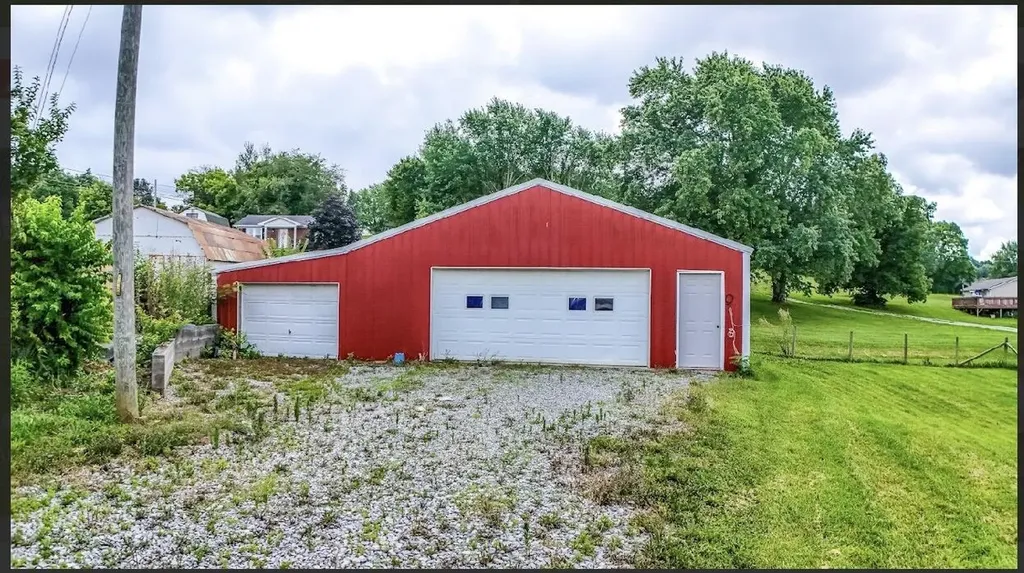 25 Terry Road Stanford KY 40484