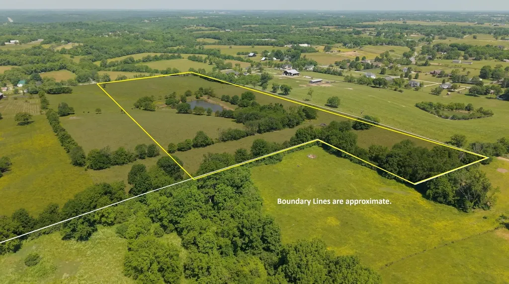 6152 Mccowans Ferry Road Versailles KY 40383