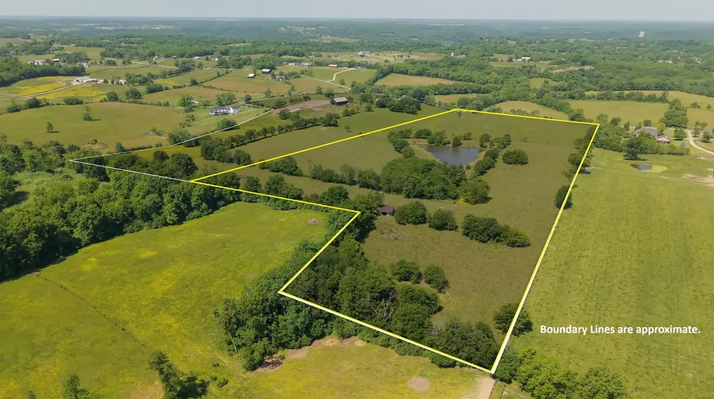6152 Mccowans Ferry Road Versailles KY 40383