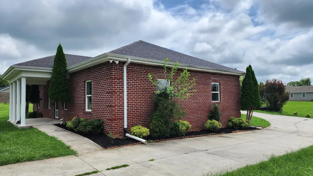299 Highway 1676 Science Hill KY 42553