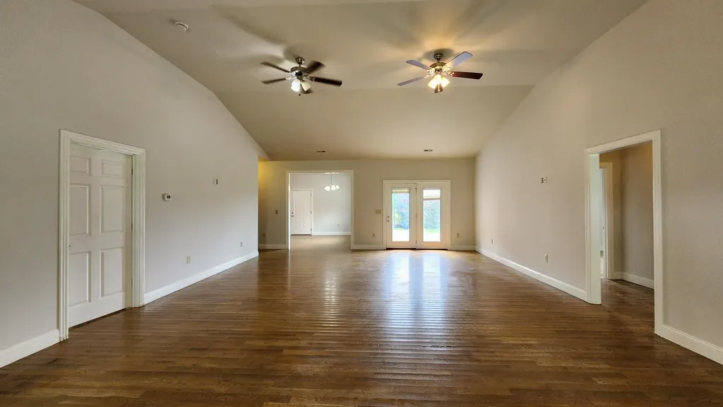 299 Highway 1676 Science Hill KY 42553