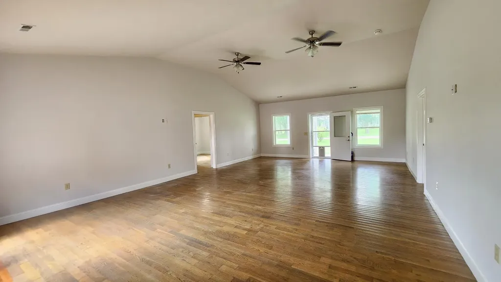 299 Highway 1676 Science Hill KY 42553