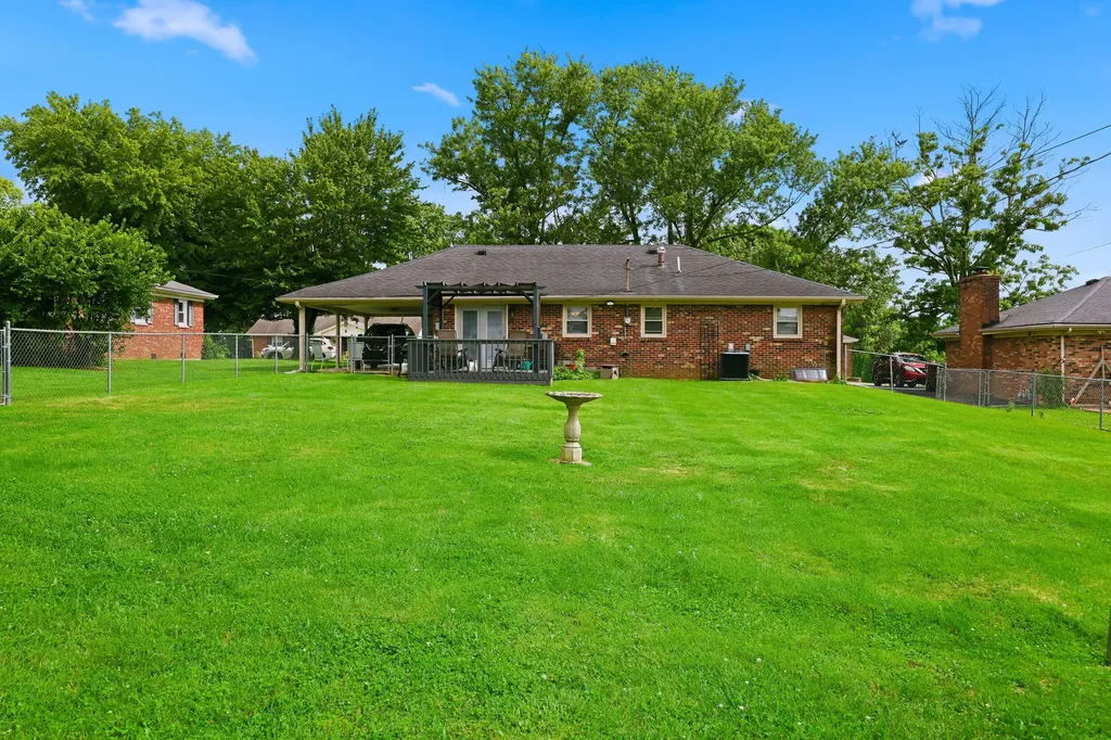 1007 Coleman Court Harrodsburg KY 40330