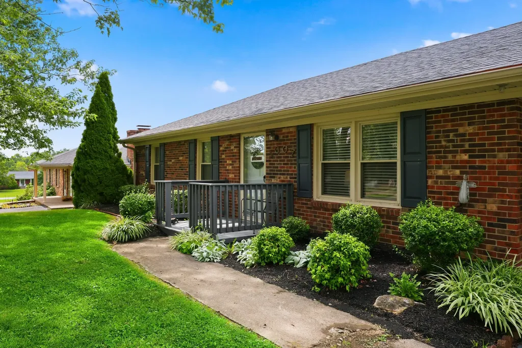 1007 Coleman Court Harrodsburg KY 40330