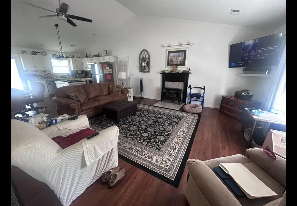 24 Sara Lane Tollesboro KY 41189