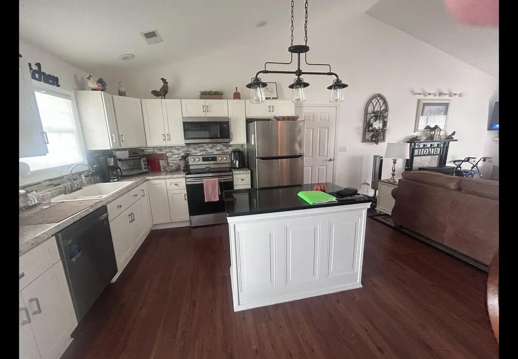 24 Sara Lane Tollesboro KY 41189