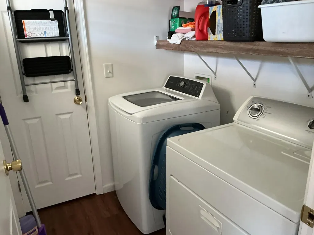24 Sara Lane Tollesboro KY 41189