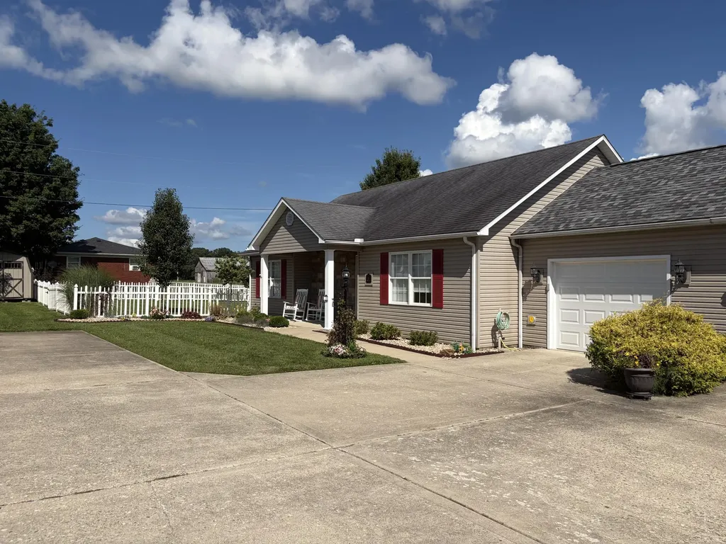 24 Sara Lane Tollesboro KY 41189