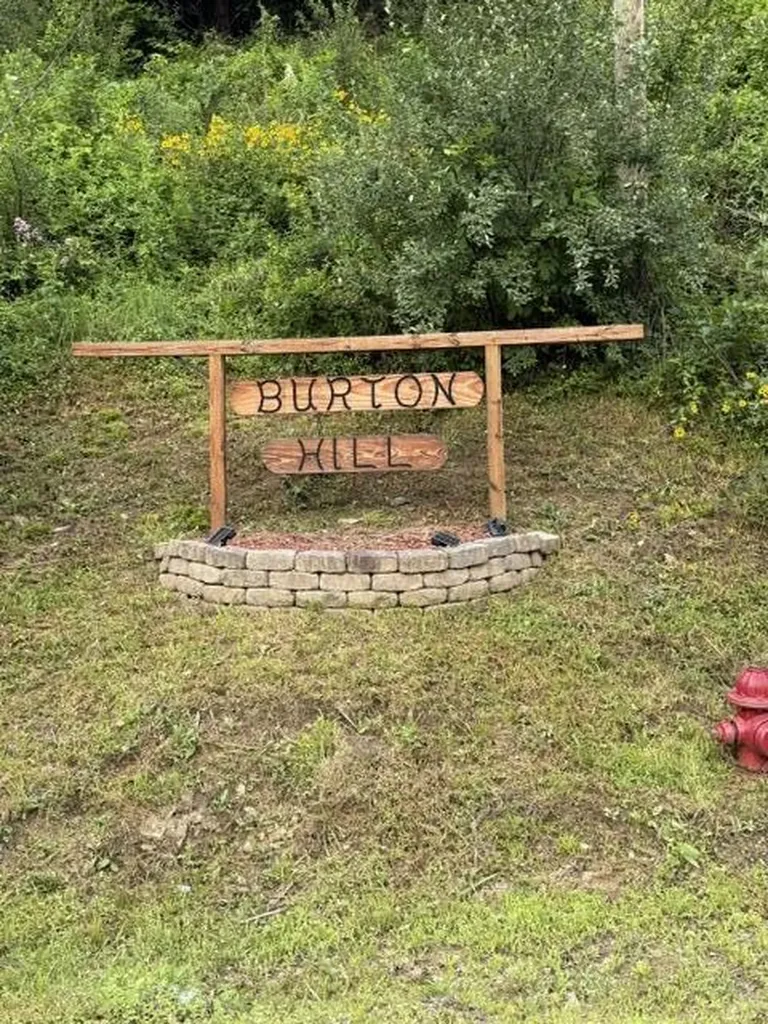 275 Burton Road Letcher KY 41832