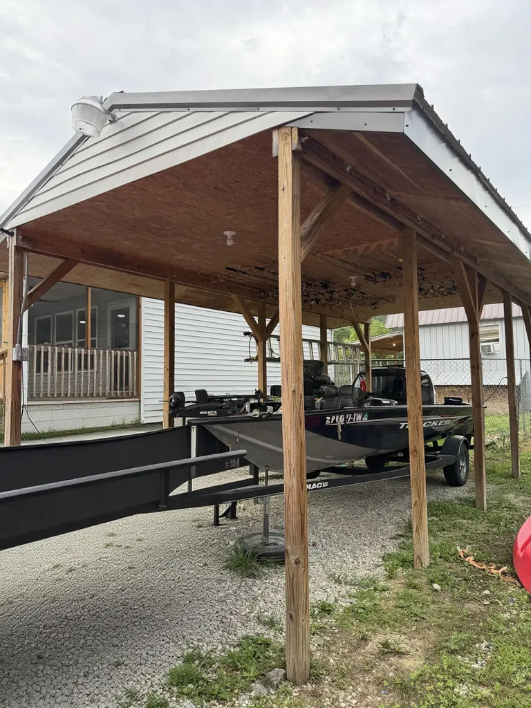 275 Burton Road Letcher KY 41832