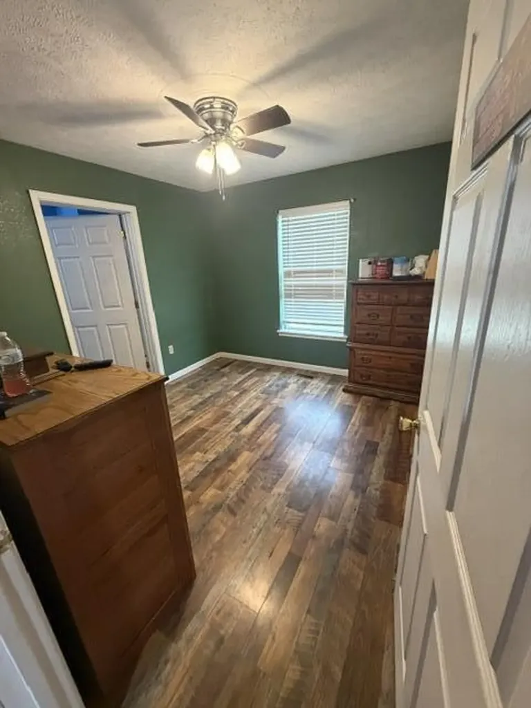 275 Burton Road Letcher KY 41832