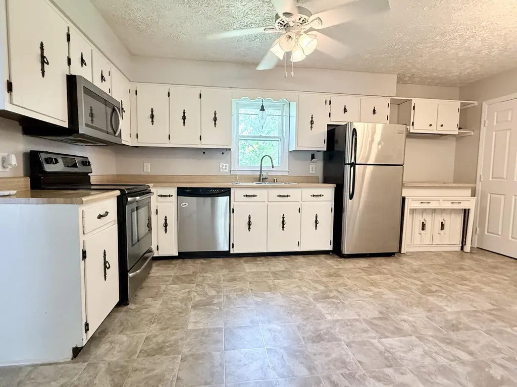 112 Blue Ridge Drive Berea KY 40403