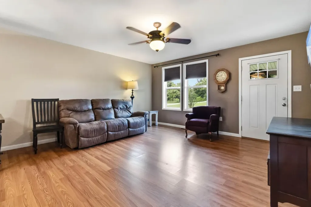 1716 Liberty Road Eubank KY 42567