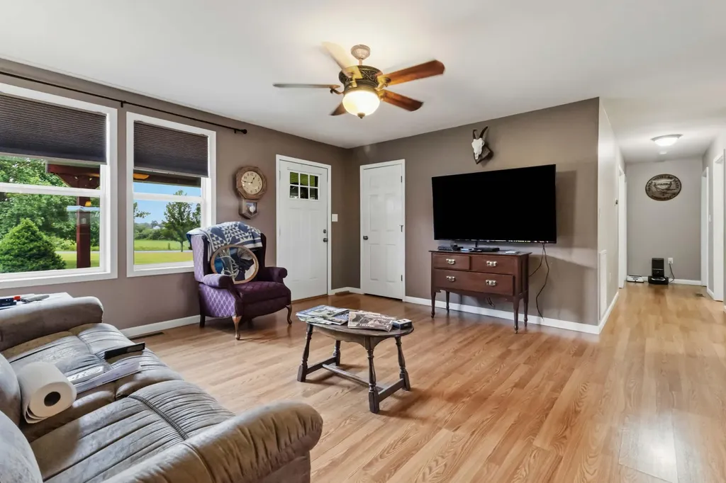1716 Liberty Road Eubank KY 42567